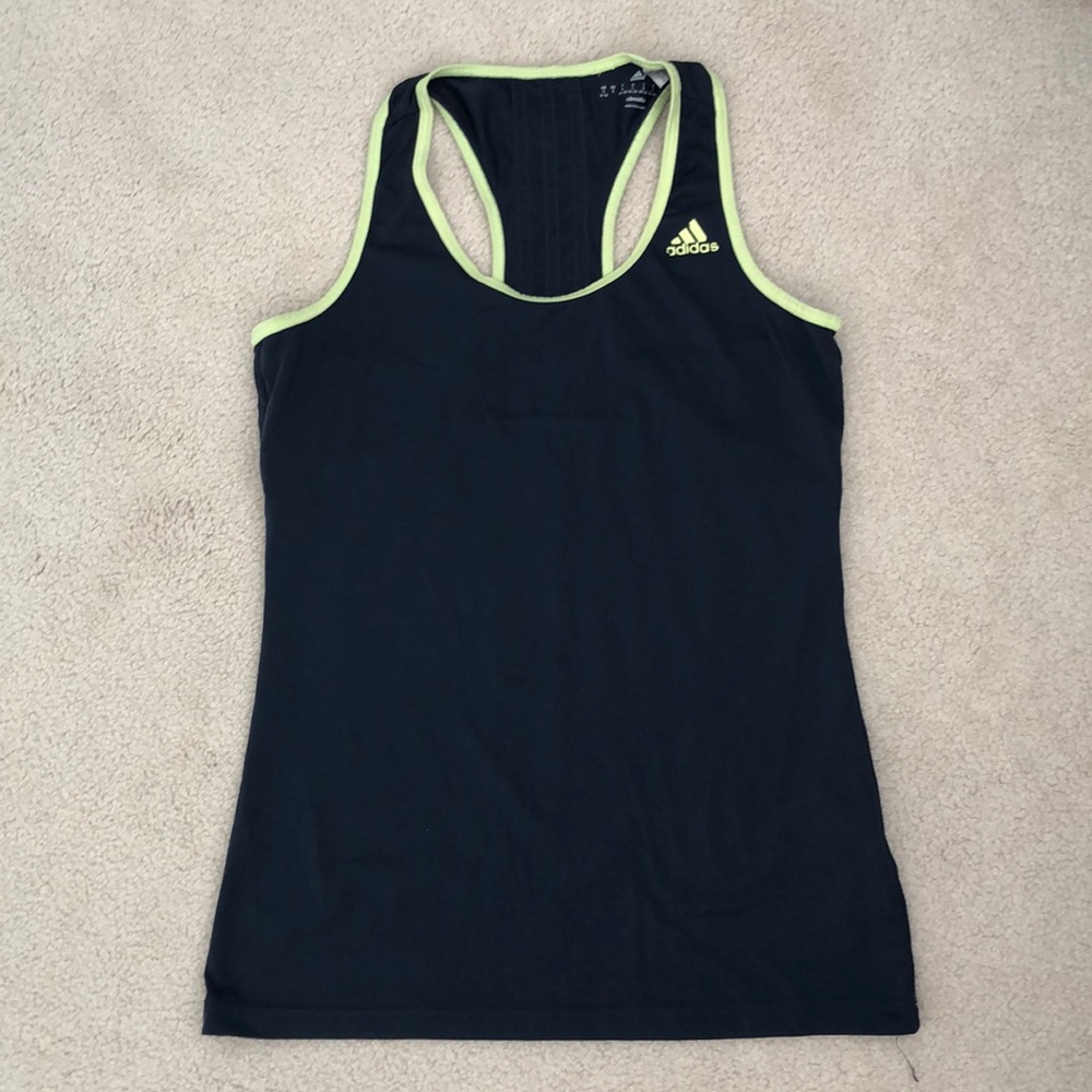 Workout tank top